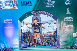 BIB: 598
                            <button type="button" onclick="openModal(21794917)" class="btn btn-primary btn-sm float-right btn-popup" data-toggle="modal" data-target=".modal-high-quality">
                        <i class="fas fa-shopping-cart"></i> Add to Cart
                    </button>
                                            <button type="button" onclick="isThisMe(21794917, true)" class="btn btn-success btn-sm float-right btn-popup btn-isme hidden" data-toggle="tooltip" data-placement="bottom" title="นี่คือรูปของคุณใช่ไหม คลิกที่นี่เพื่อเอาเข้าอัลบั้ม">
                        <i class="fas fa-plus"></i> Add to album
                    </button>
                    <button type="button" onclick="isThisMe(21794917, false)" class="btn btn-warning btn-sm float-right btn-popup btn-isnotme hidden">
                        <i class="fas fa-ban"></i> Remove from album
                    </button>